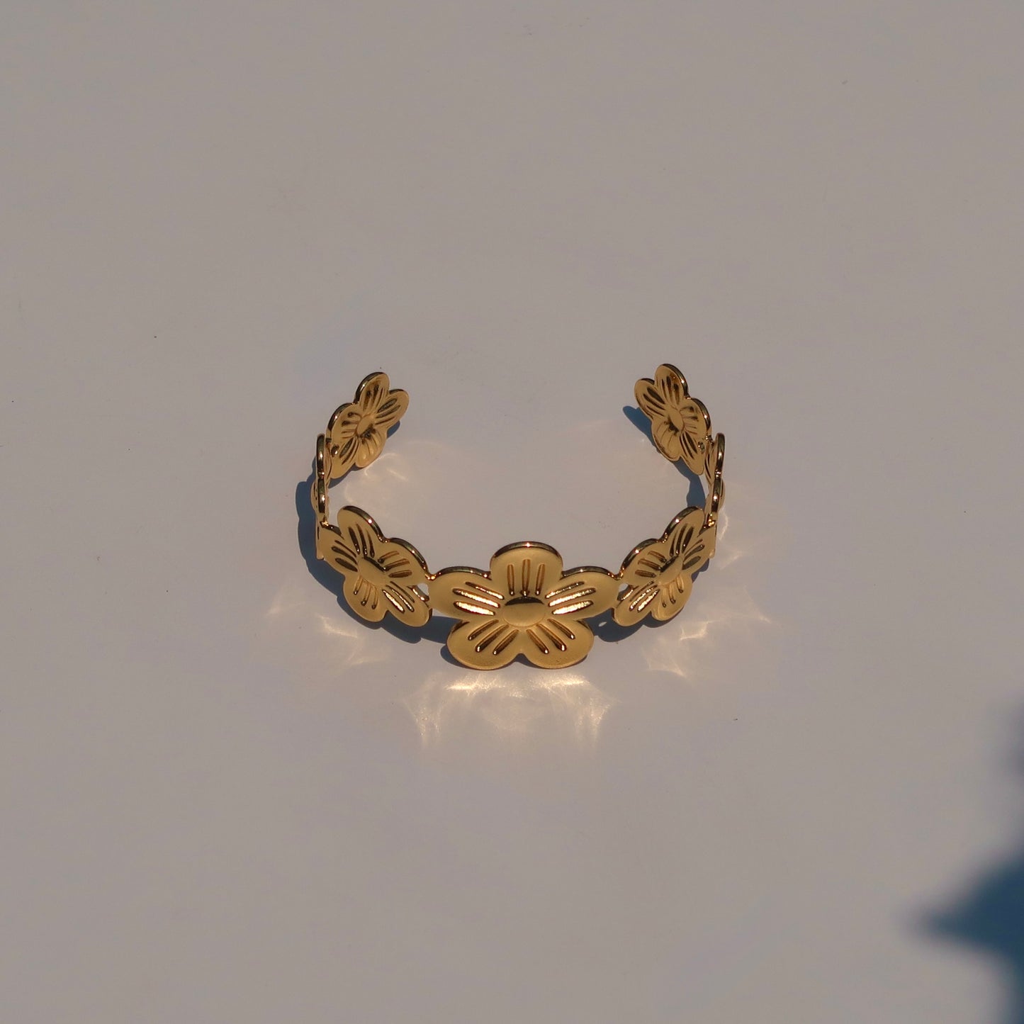 Dream Flora Arm Cuff